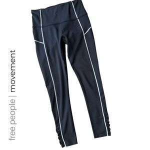 FREE PEOPLE MOVEMENT | NWOT YOU’RE A PEACH BLACK LEGGINGS HIGH RISE | X SMALL